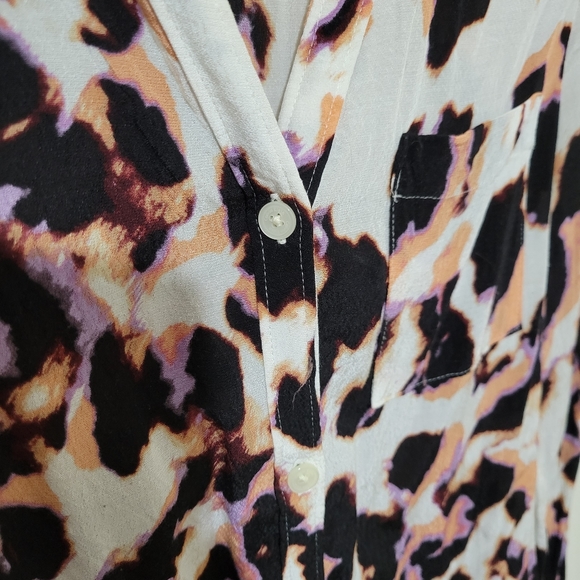 Calvin Klein-  Long Adjustable Sleeve, Button-Down Blouse, Size XS - Picture 6 of 6